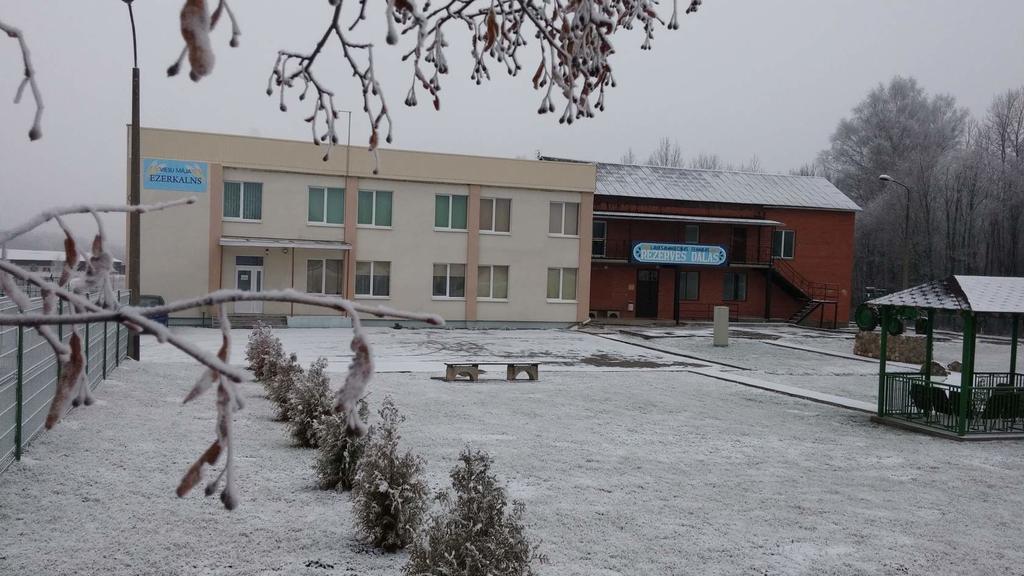 Krāslava Viesu Maja Ezerkalns酒店 外观 照片